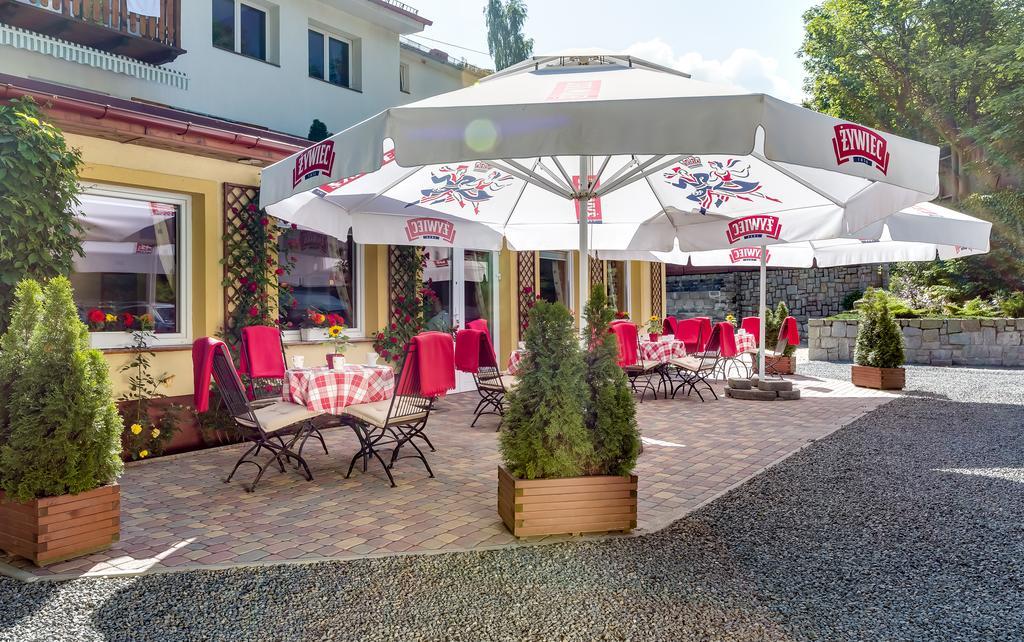 Hotel Konradowka Wellness & Spa - 300 Metrow Do Centrum Карпач Екстериор снимка