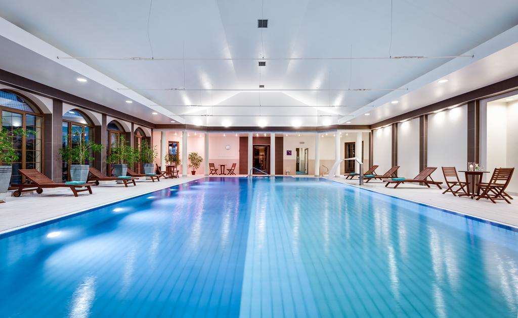 Hotel Konradowka Wellness & Spa - 300 Metrow Do Centrum Карпач Екстериор снимка