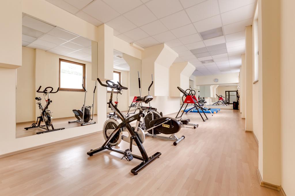 Hotel Konradowka Wellness & Spa - 300 Metrow Do Centrum Карпач Екстериор снимка